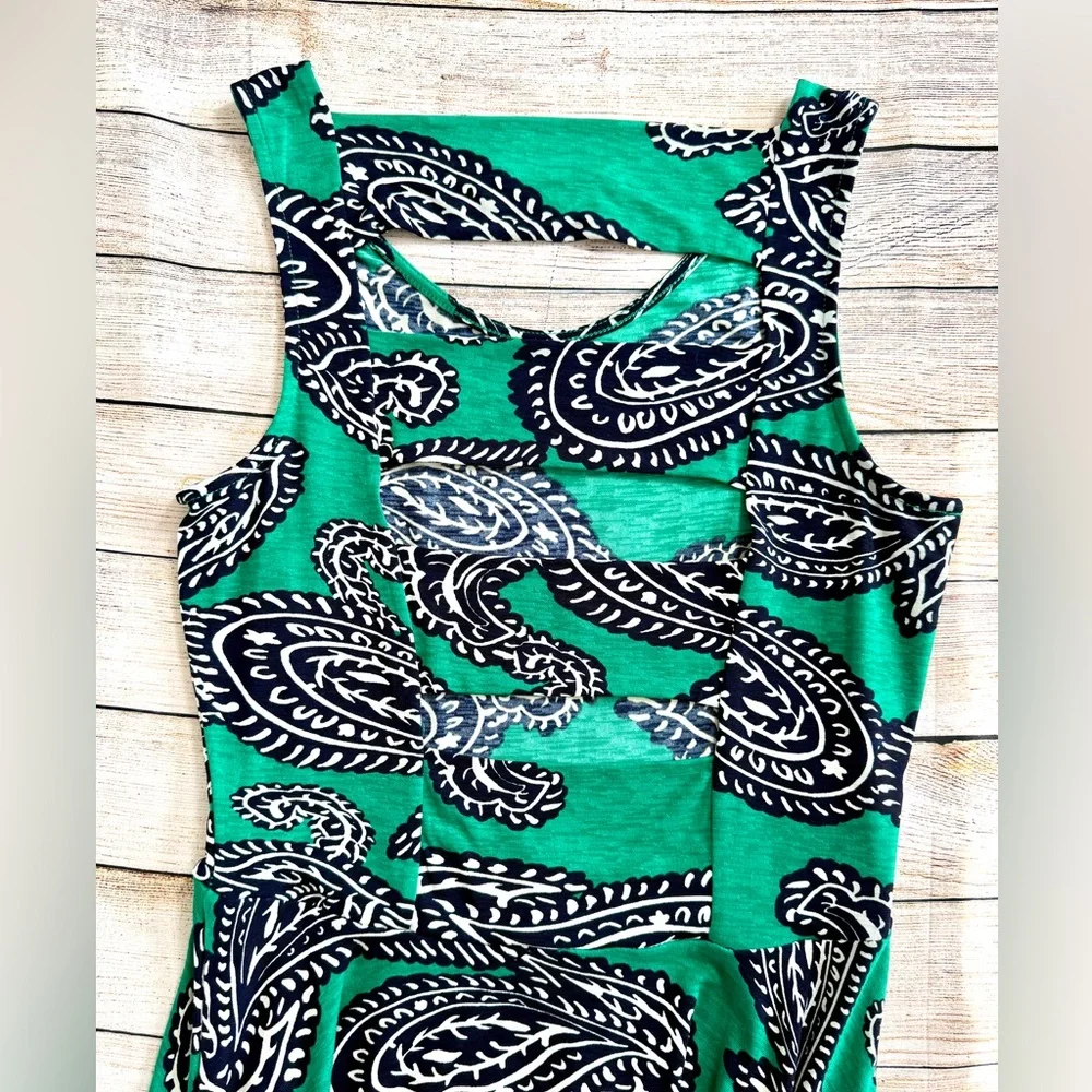 Women's Size L Green Paisley Sleeveless Dress Handkerchief Hem Mixed Print